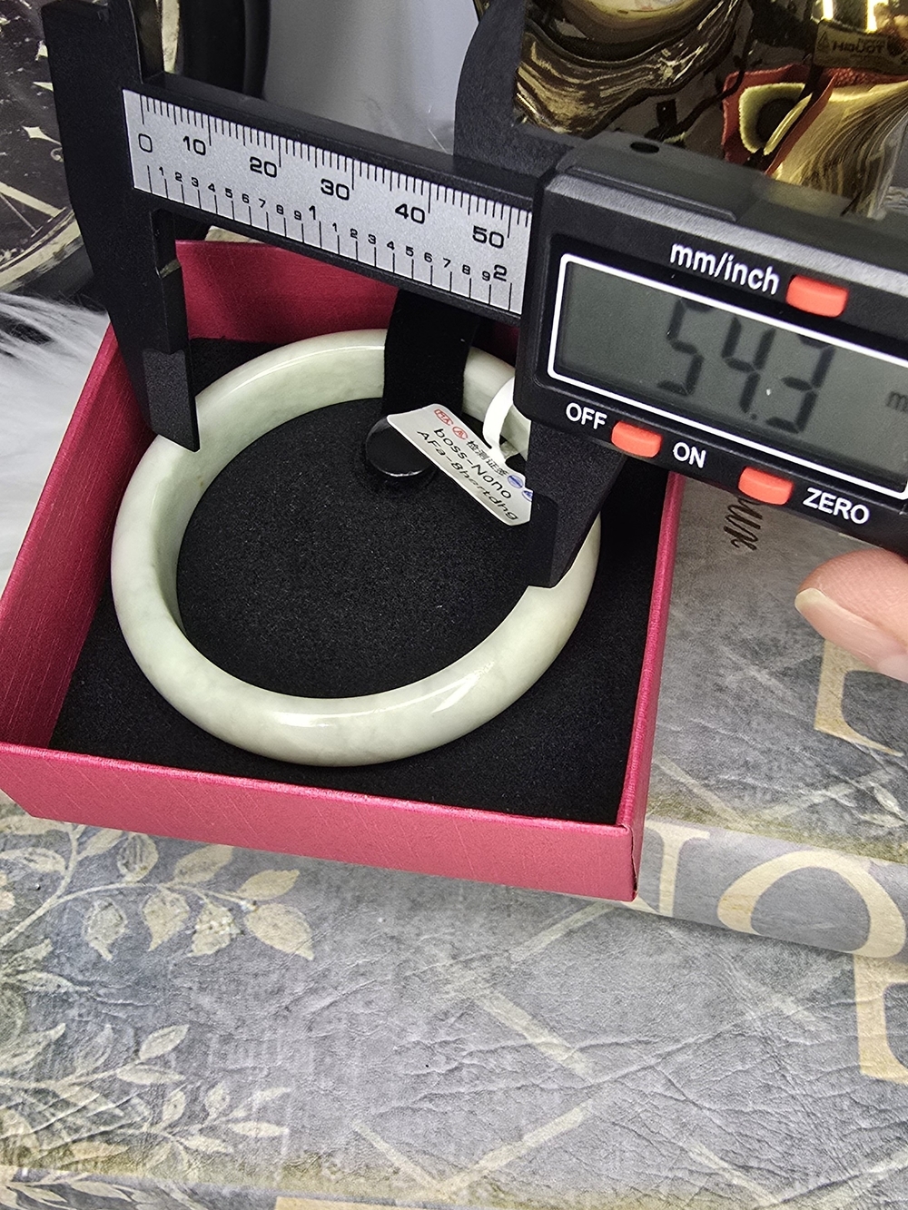 Grade A Narural Jade Apple Green Bangle With Certificate